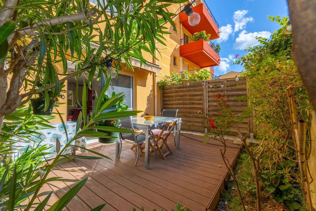 Apartamento en Menton, Provenza-Alpes-Costa Azul, Francia 1 - 16310330