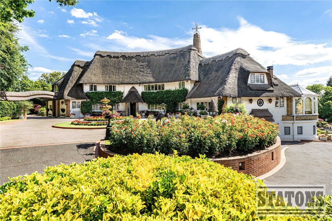 House in Barnet, England 1 - 18689391