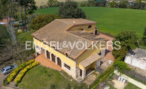 House in Montcada i Reixac, Catalonia, Spain 1
