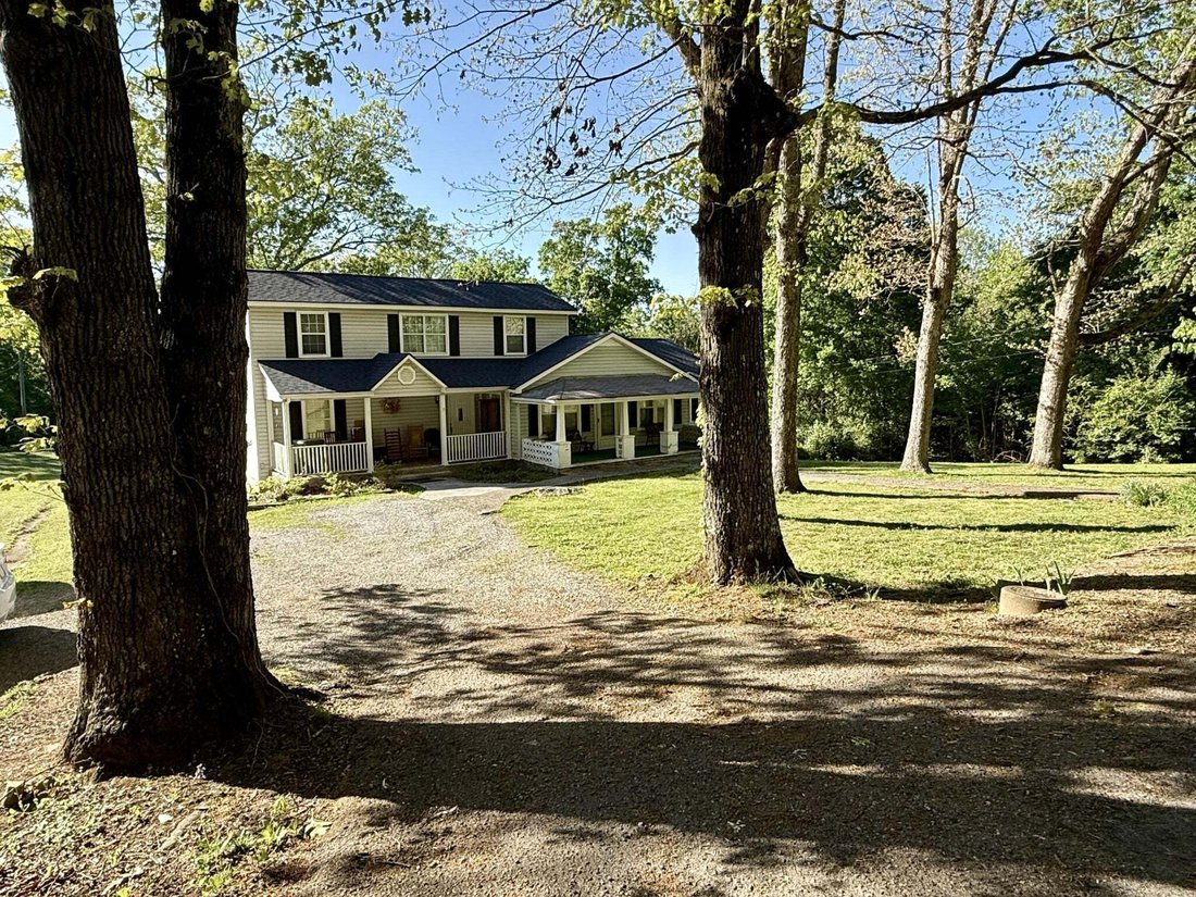 House in Signal Mountain, Tennessee, United States 3 - 18690301