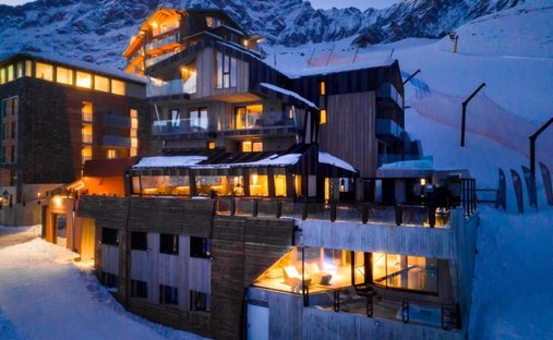 Breuil-Cervinia, Aosta Valley / Vallée d'Aoste, Italy 1