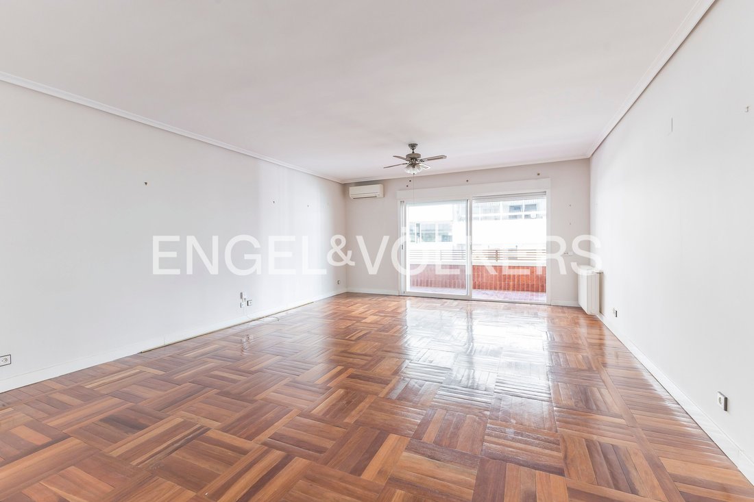 Wohnung in Chamberí, Madrid, Spanien 2 - 16704541