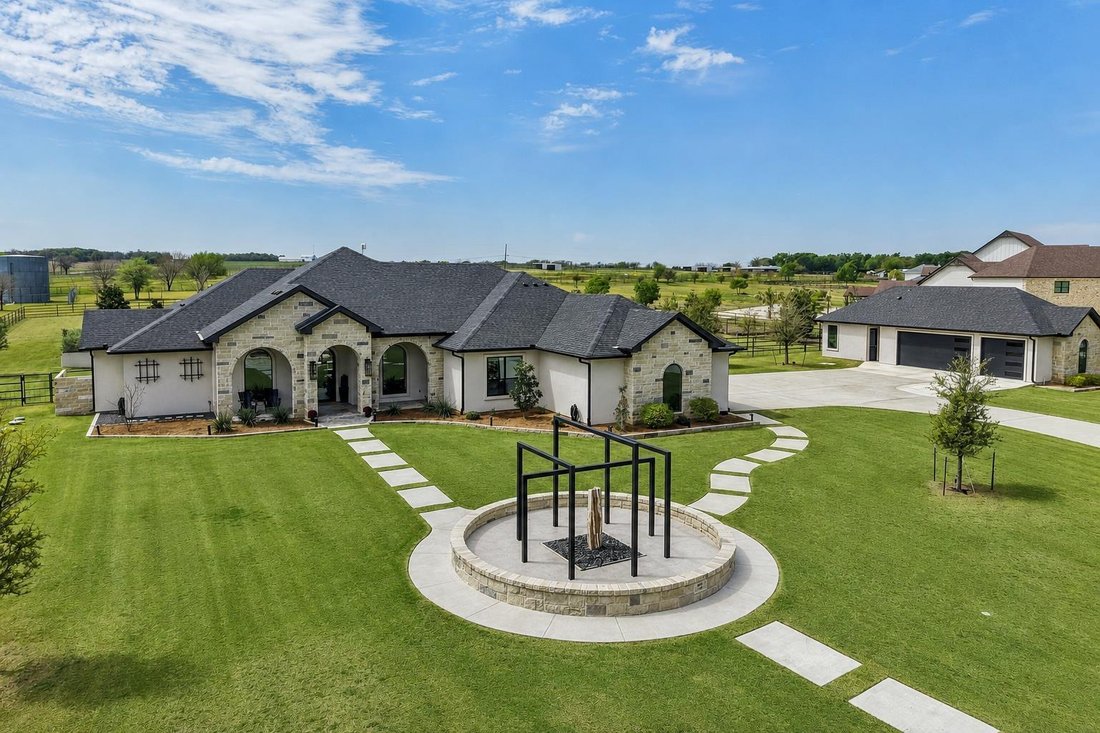 House in Belton, Texas, United States 1 - 18690073