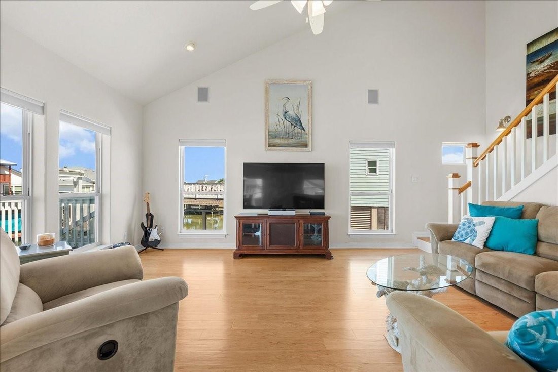 House in Galveston, Texas, United States 3 - 18690154
