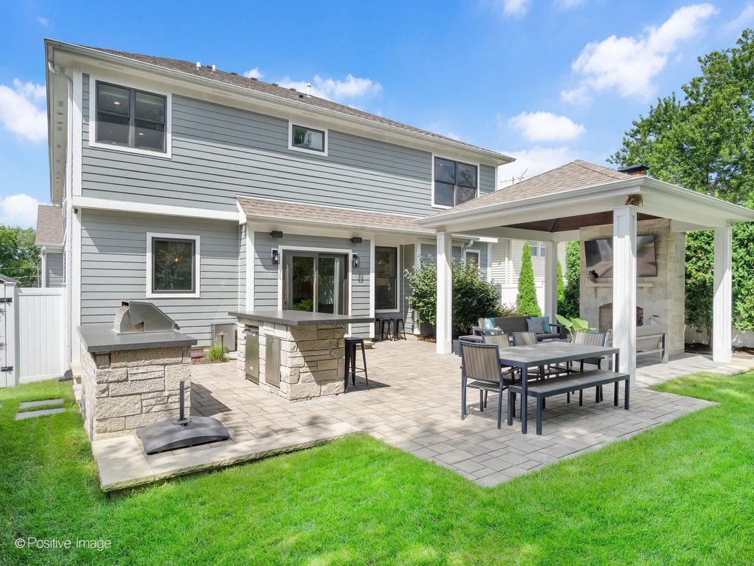 House in Downers Grove, Illinois, United States 2 - 18687599