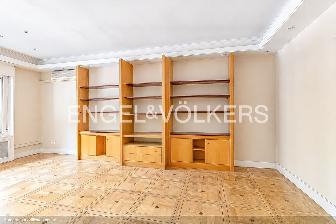Wohnung in Chamberí, Madrid, Spanien 5 - 18647386