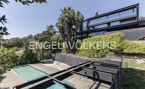 Villa in Sarrià-Sant Gervasi, Barcelona, Spain 1