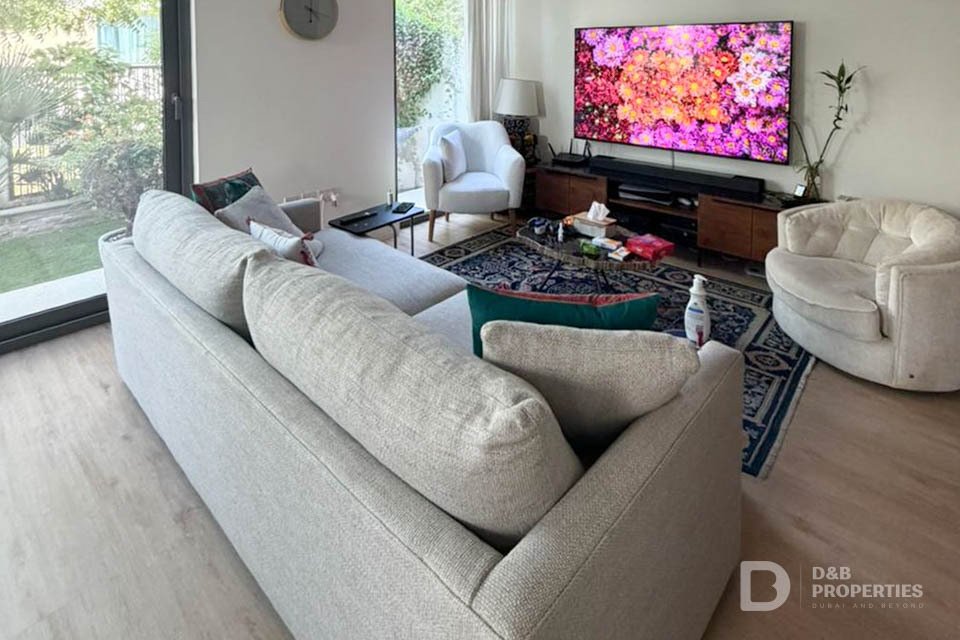 Townhouse in Tilal Al Ghaf, Dubai, United Arab Emirates 5 - 18687030