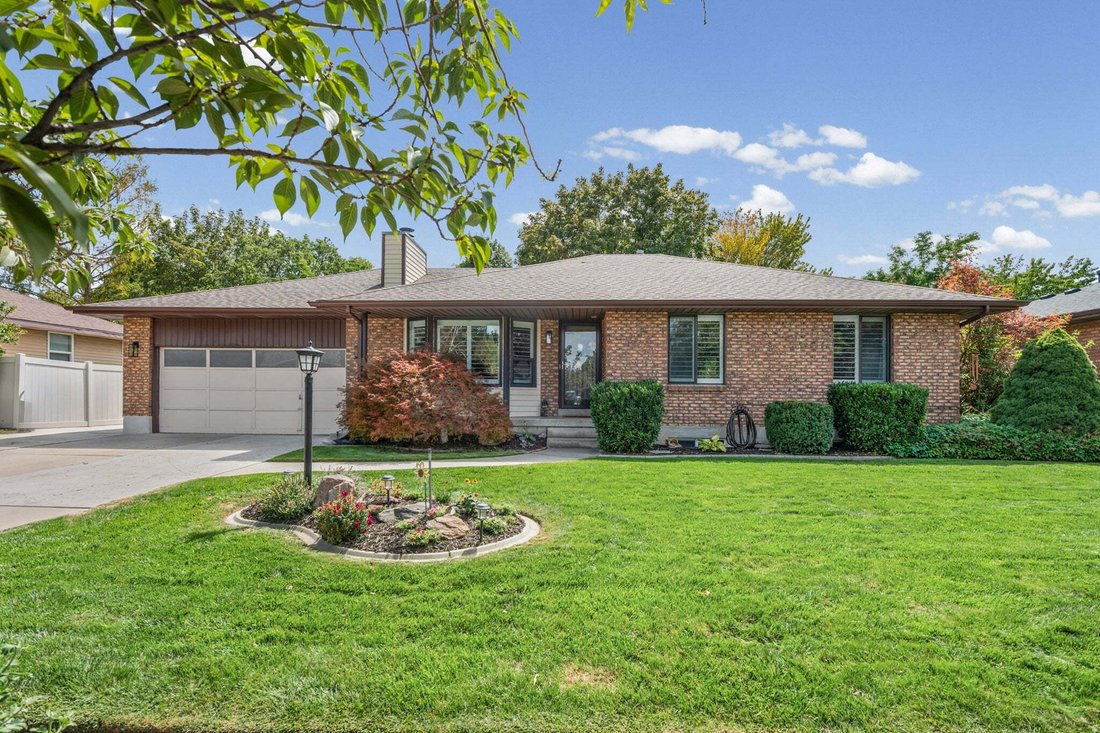 House in Sandy, Utah, United States 1 - 18689903