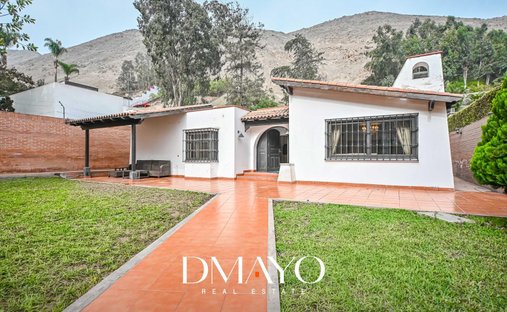 House in San Juan de Miraflores, Metropolitan Municipality of Lima, Peru 1