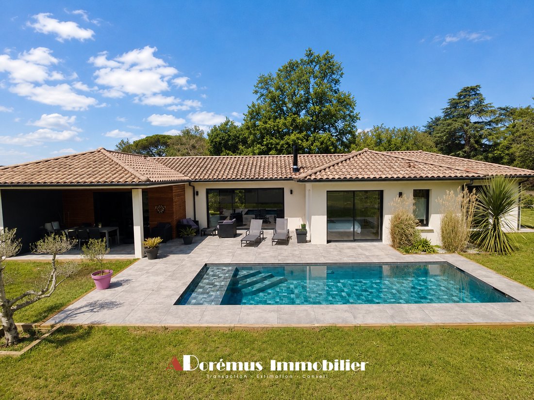 House in Bouliac, Nouvelle-Aquitaine, France 1 - 18689949