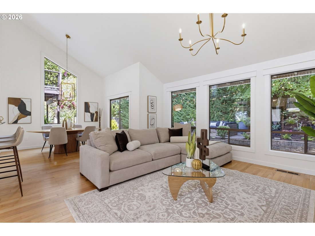 House in Lake Oswego, Oregon, United States 5 - 18690697