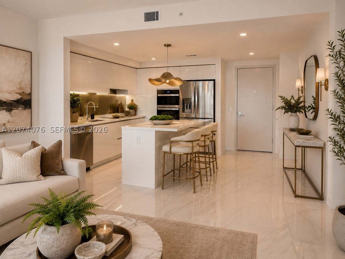 Condo in Hallandale Beach, Florida, United States 2 - 18689935