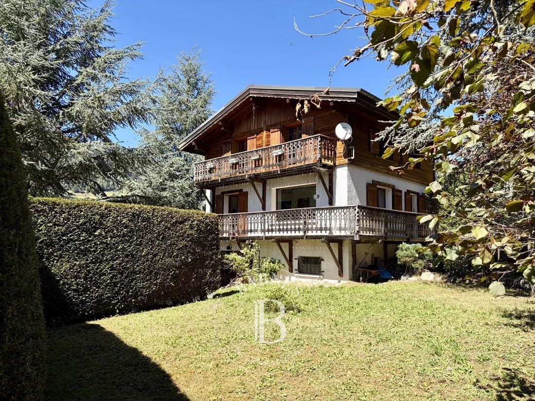 Chalet in Les Contamines-Montjoie, Auvergne-Rhône-Alpes, France 1 - 18688143