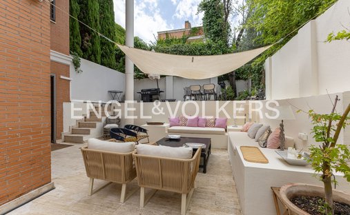 House in Moncloa-Aravaca, Madrid, Spain 1