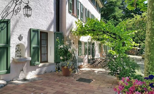 Villa à Grasse, Provence-Alpes-Côte d'Azur, France 1