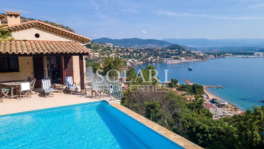 Villa in Théoule-sur-Mer, Provence-Alpes-Côte d'Azur, France 5 - 15664263