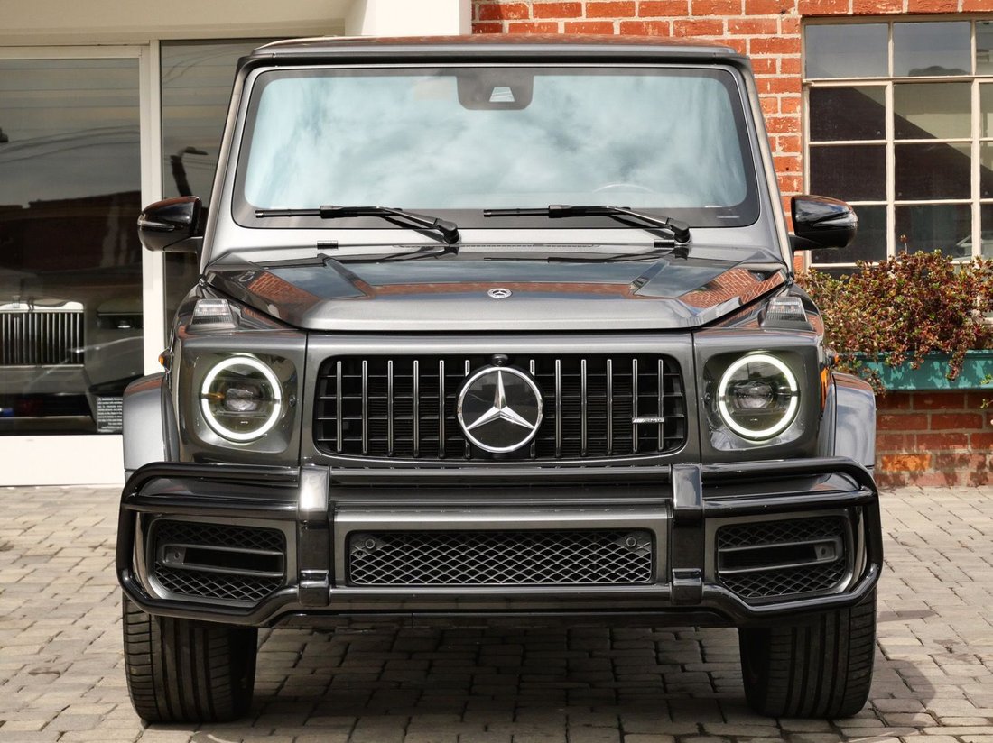 Suv in Beverly Hills, CA, United States 2 - 18691331