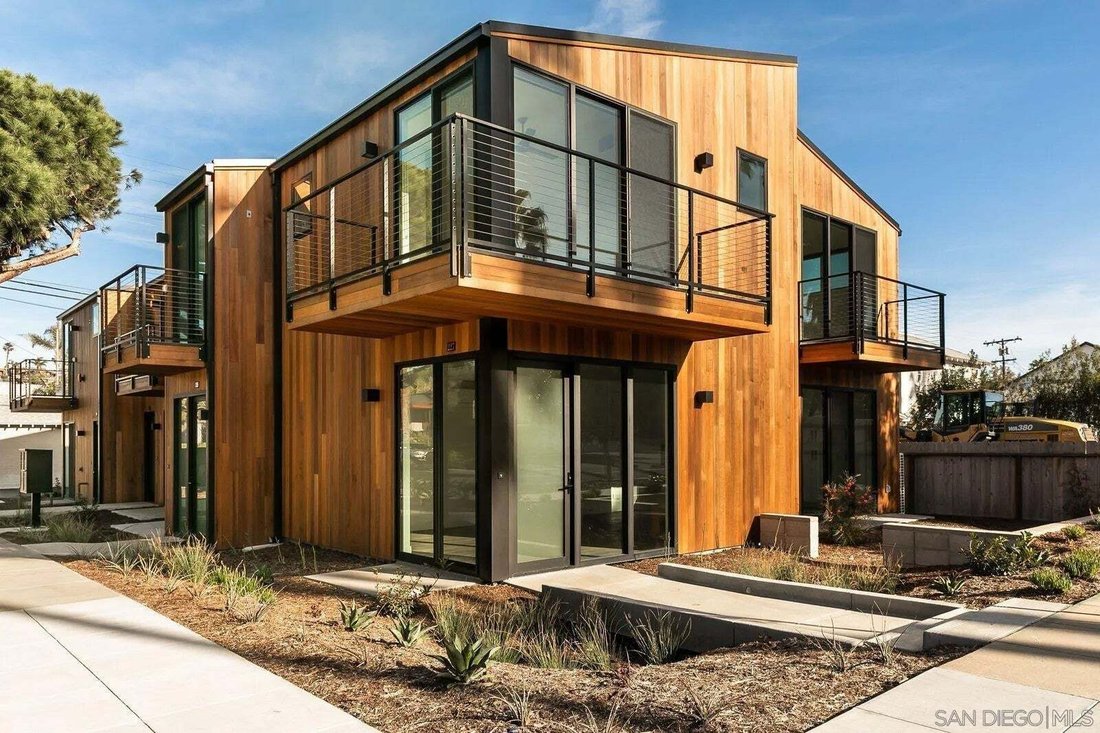 Encinitas, California, United States 1 - 18690602