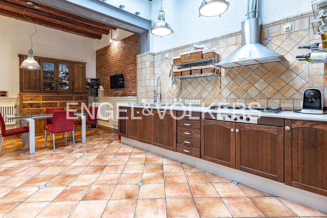 House in Sant Andreu de Palomar, Barcelona, Spain 4 - 17933401
