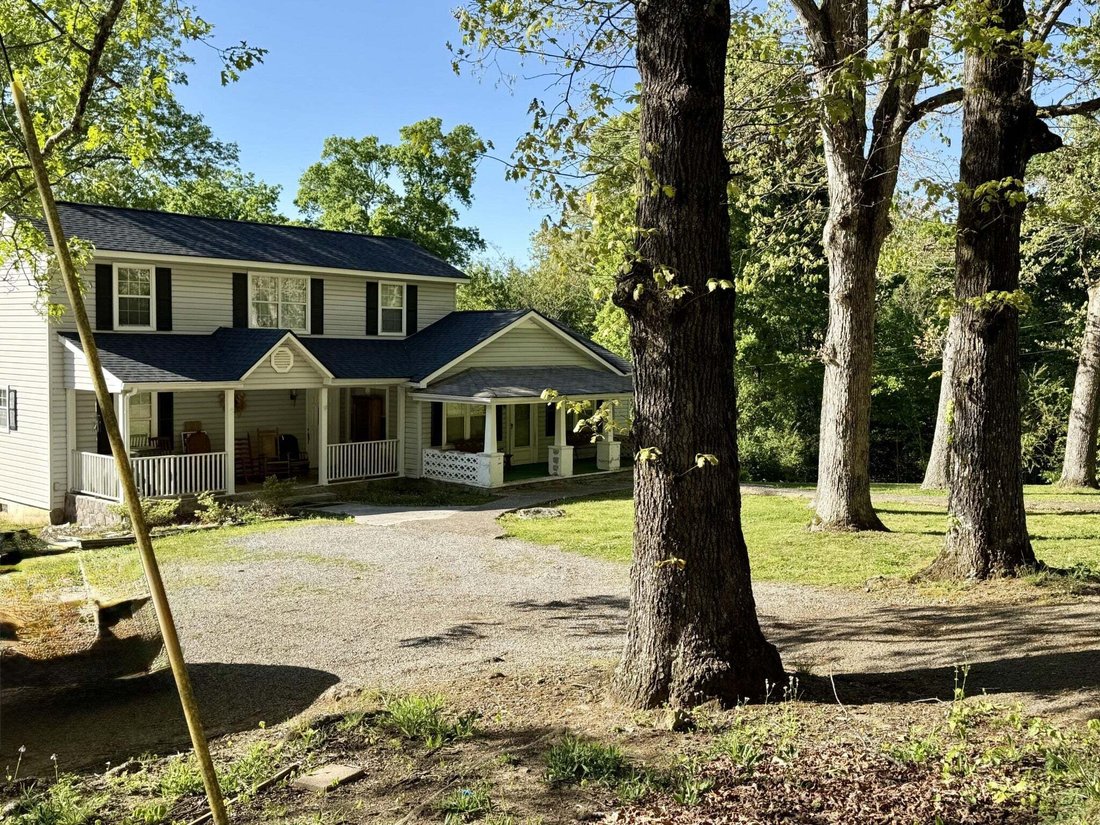 House in Signal Mountain, Tennessee, United States 2 - 18690301