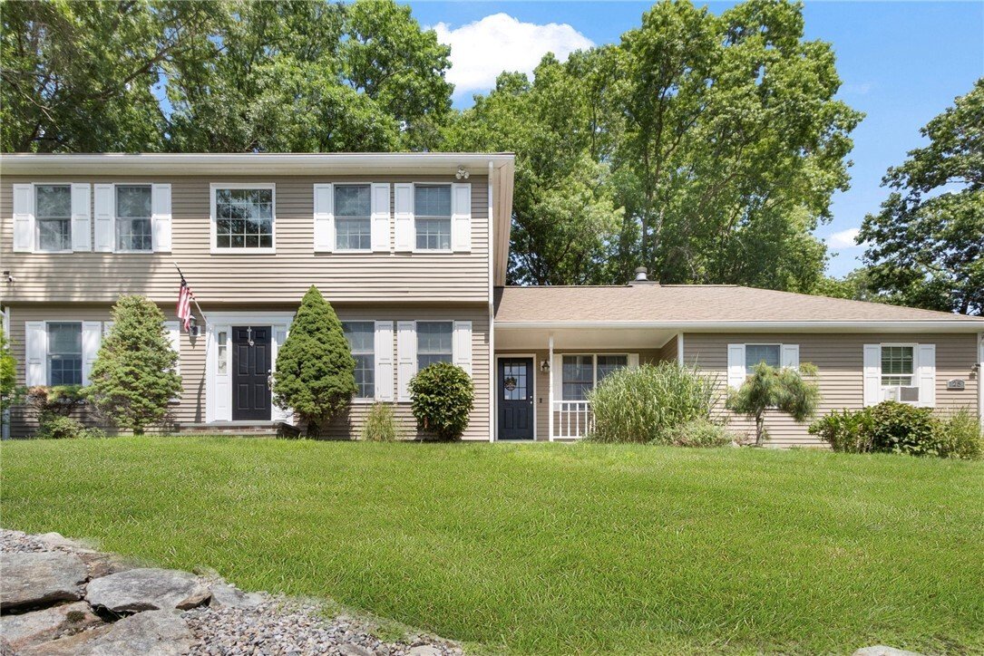 House in Smithfield, Rhode Island, United States 2 - 18687615