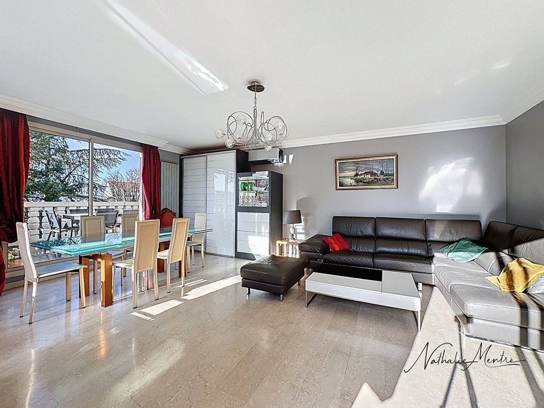 Apartment in Plateau de la Croix Rousse-Ouest, Lyon 4e Arrondissement, Lyon 2 - 18688508