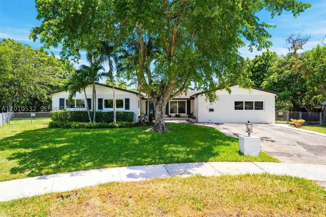 House in Miami, Florida, United States 1 - 17812312
