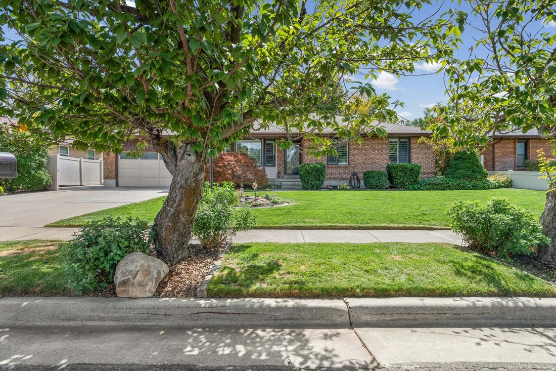 House in Sandy, Utah, United States 2 - 18689903