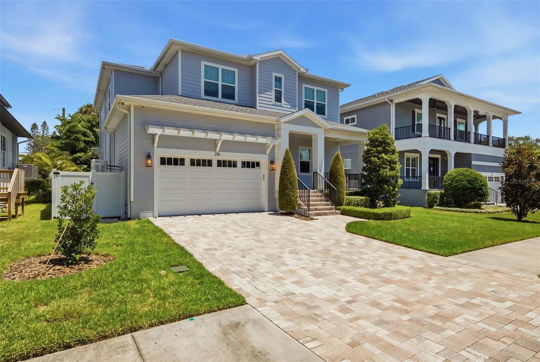 House in Tampa, Florida, United States 4 - 18689845