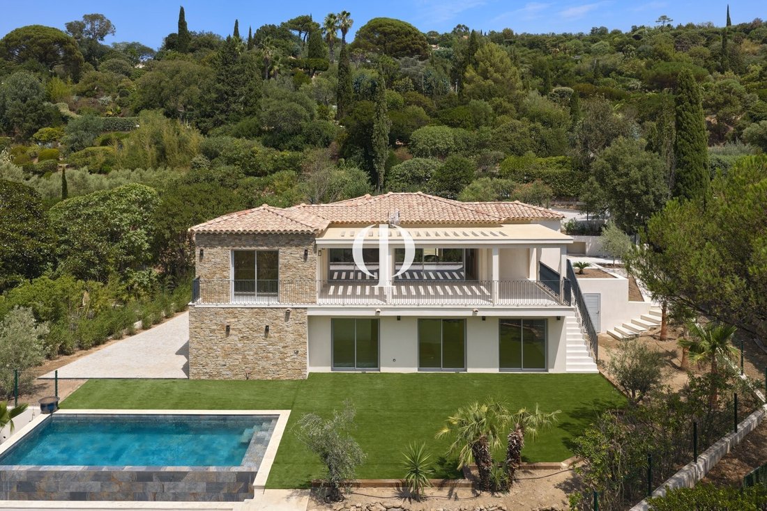 Villa in Ecarts, Roquebrune-sur-Argens, France 1 - 18687430