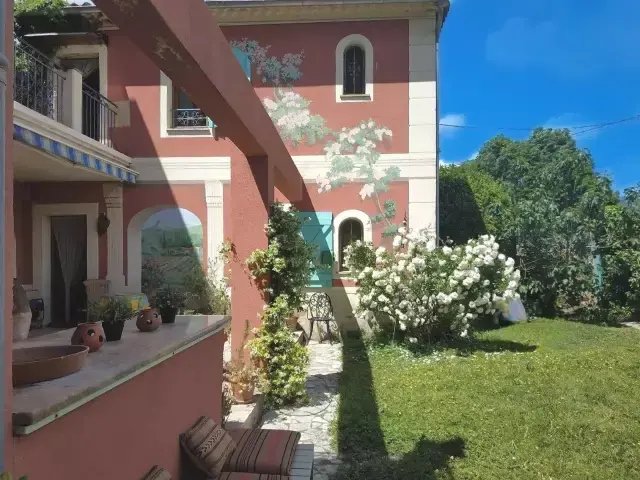 House in Correns, Provence-Alpes-Côte d'Azur, France 1 - 18281495