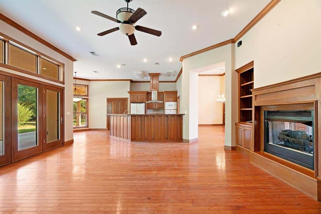 House in Paris, Texas, United States 5 - 18437494