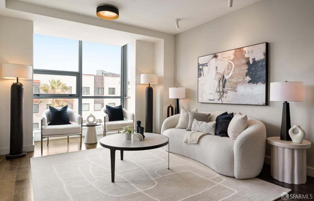 Condo in San Francisco, California, United States 2 - 18689274
