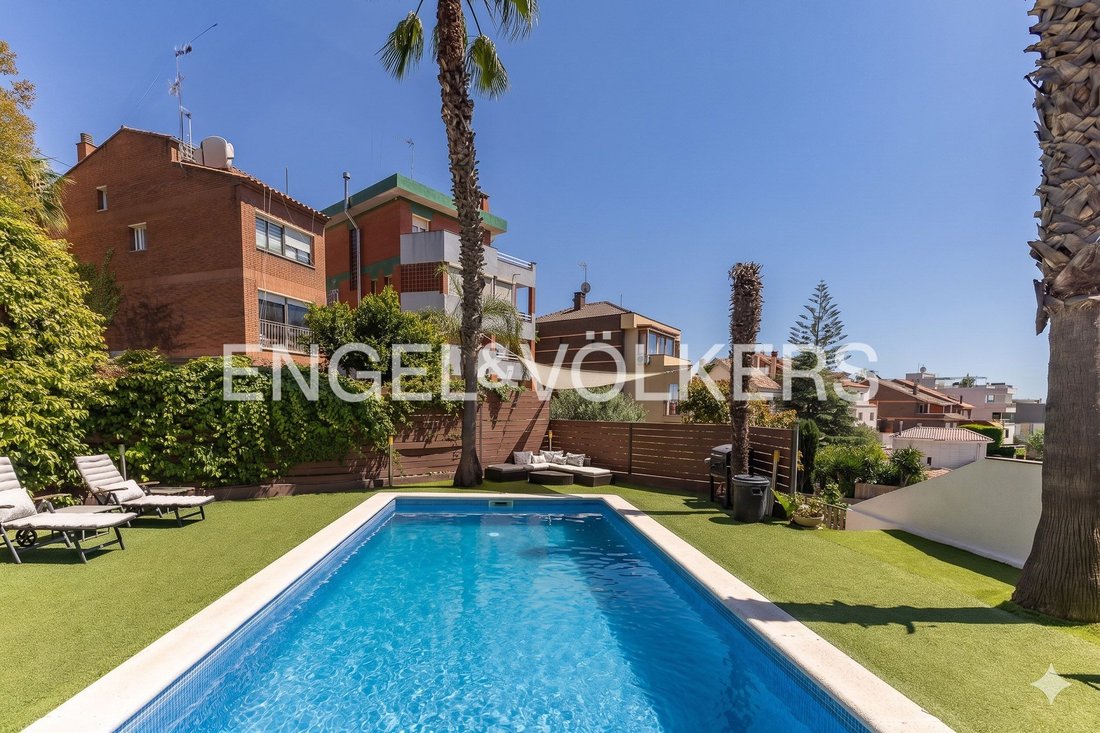 Casa en Esplugas de Llobregat, Cataluña, España 1 - 18040987