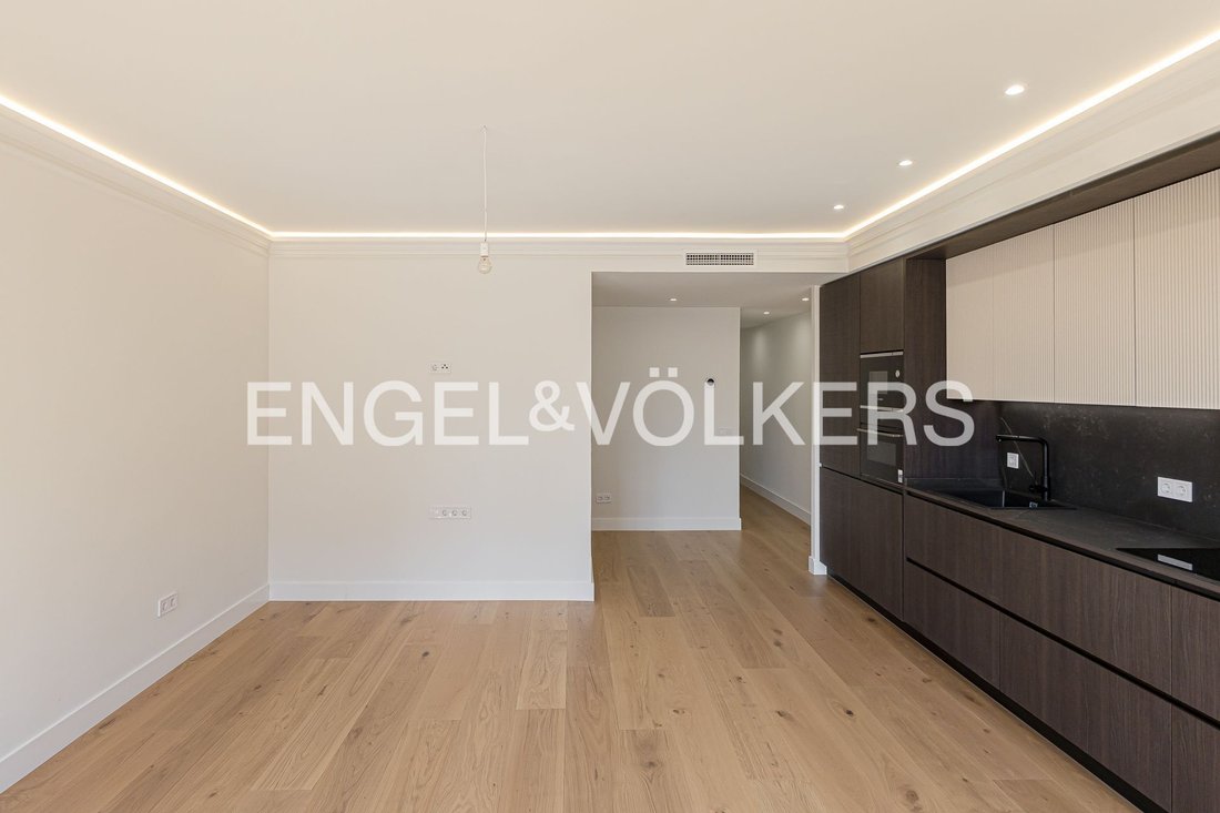 Wohnung in Retiro, Madrid, Spanien 3 - 18314332