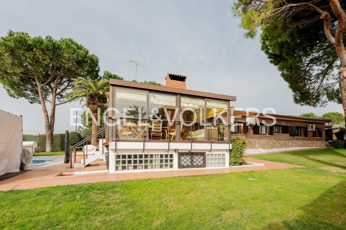 House in Boadilla del Monte, Comunidad de Madrid, Spain 1 - 17352836