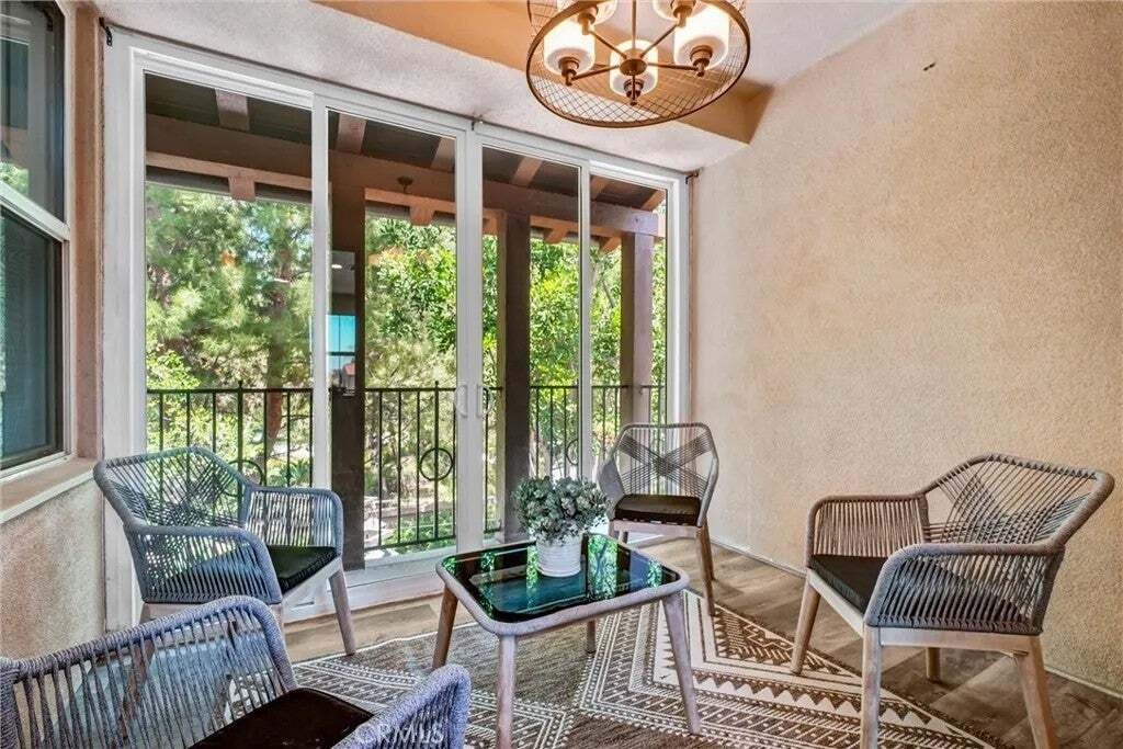 Condo in Irvine, California, United States 4 - 18690530