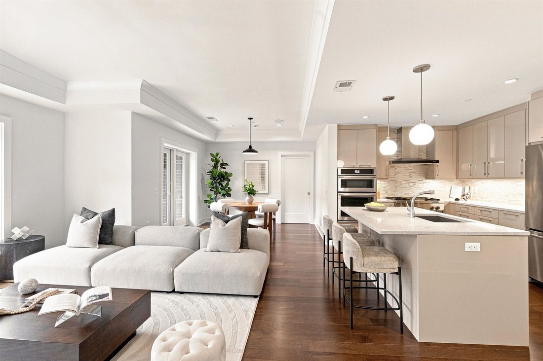 Condo in Weehawken, New Jersey, United States 1 - 18690699