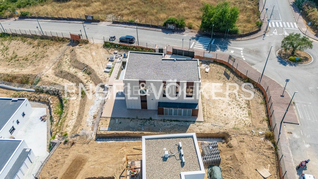 House in Sant Esteve Sesrovires, Catalonia, Spain 4 - 17466943