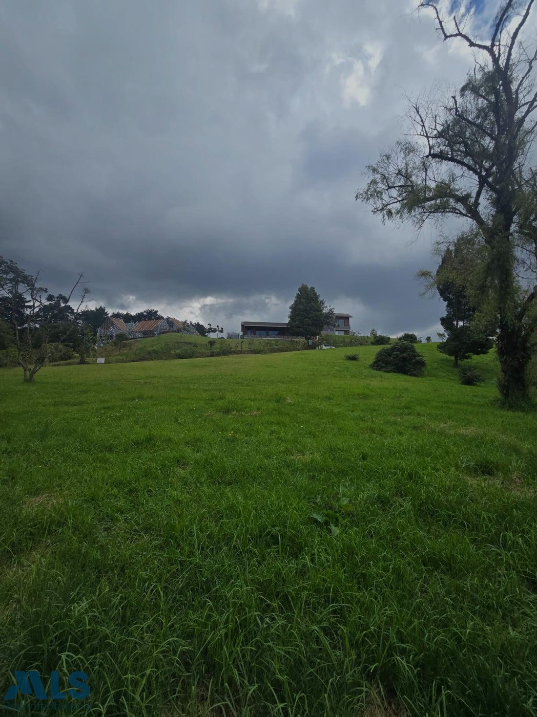 Land in Envigado, Antioquia, Colombia 3 - 18688131