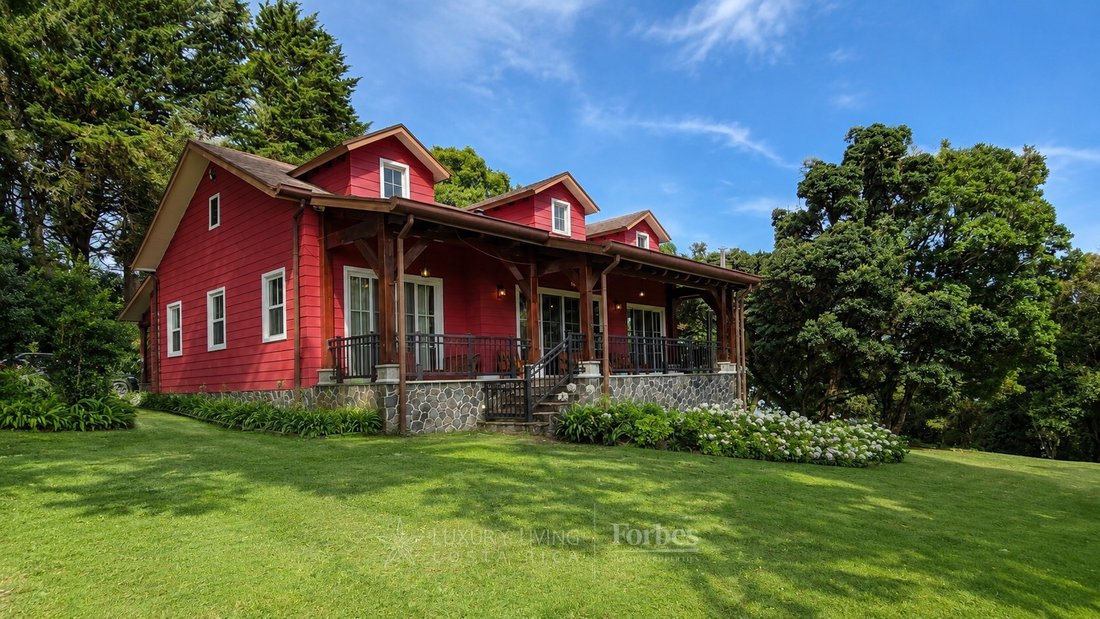 Casa de Campo en San José de la Montaña, Heredia, Costa Rica 1 - 18691310