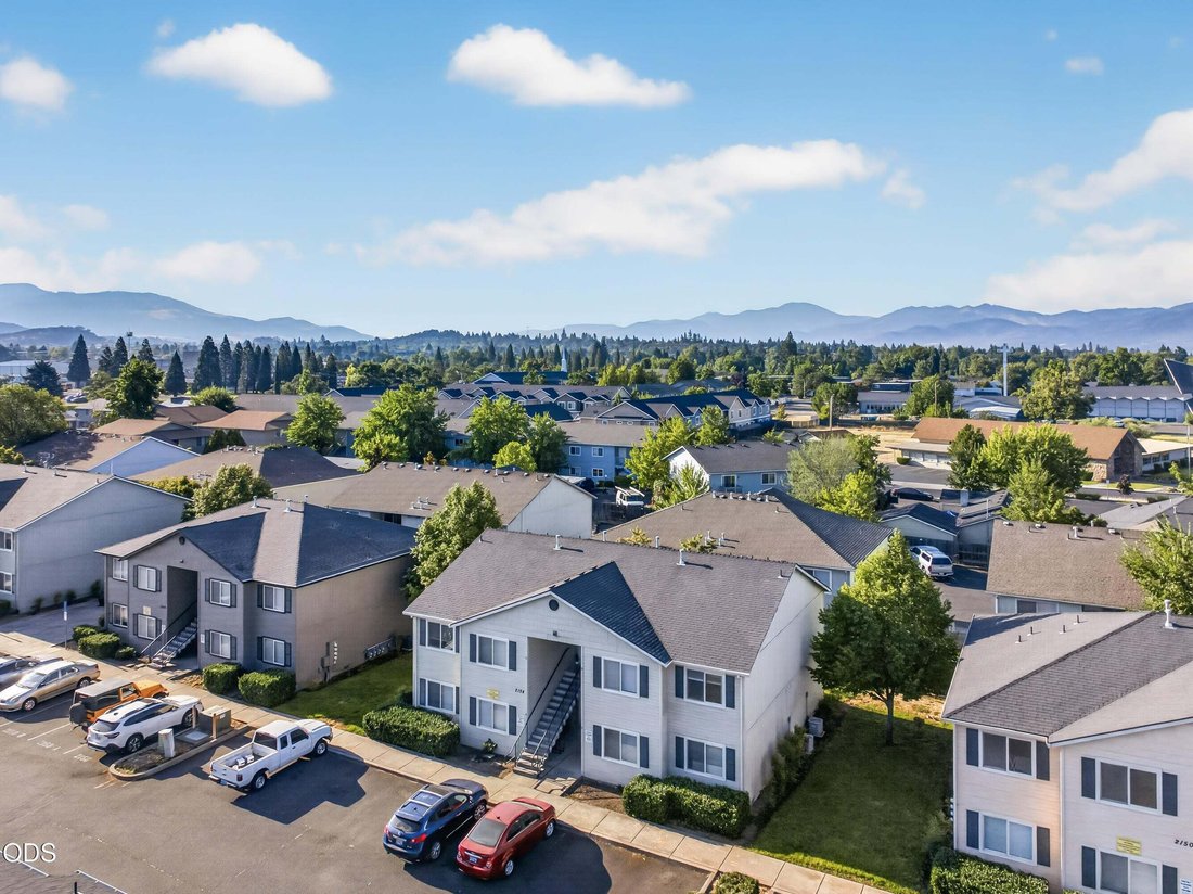 Medford, Oregon, United States 3 - 18689294