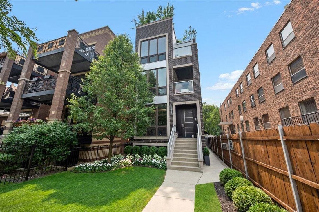 Condo in Chicago, Illinois, United States 1 - 18690461