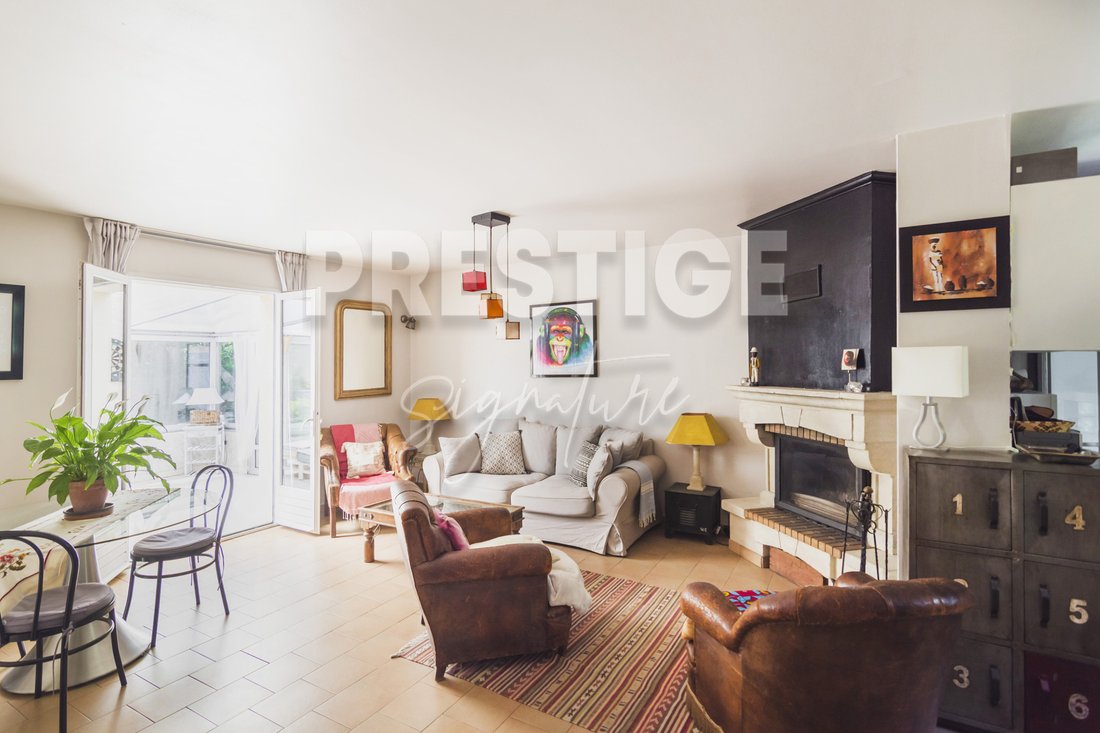 House in Les Freres-Les Cancades-Les Ginestes, Le Beausset, France 4 - 18687591