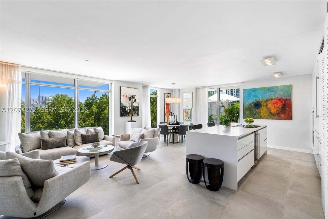 Condo in Miami Beach, Florida, United States 3 - 18689898