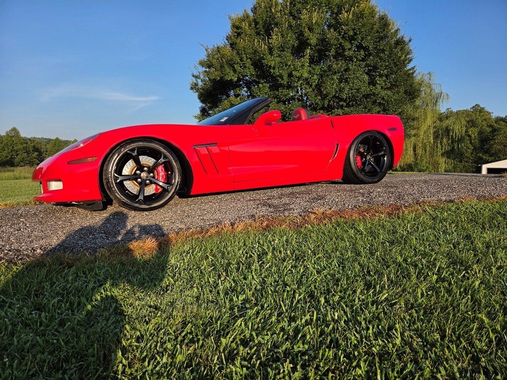 Chevrolet Corvette in Mount Airy, NC, United States 4 - 18689796
