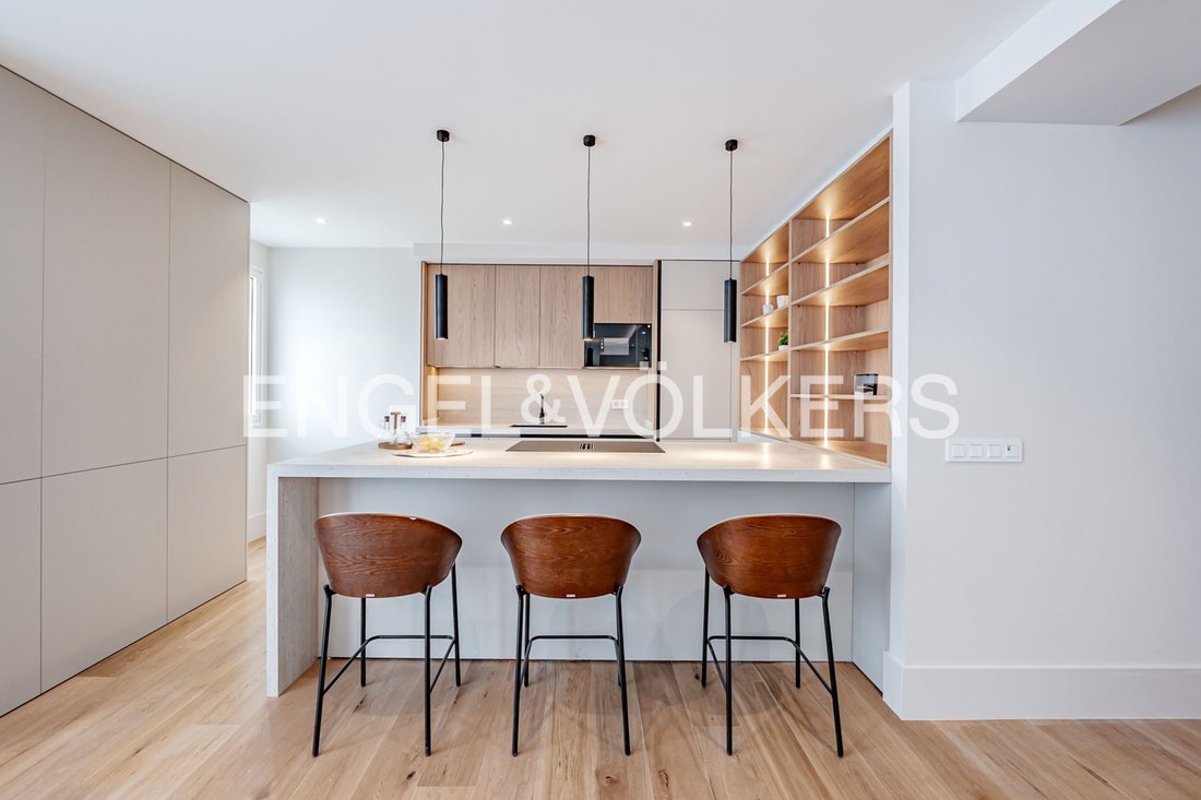 Appartement à Ciudad Lineal, Madrid, Espagne 2 - 18592867