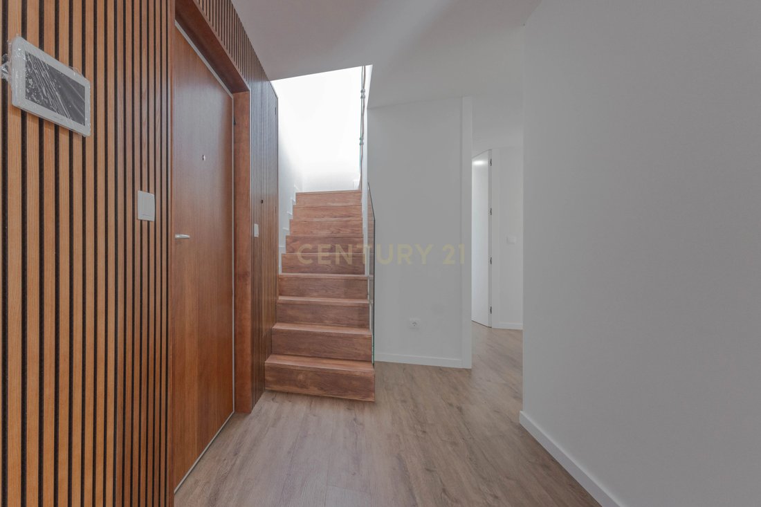 Apartment in Silvalde, Aveiro District, Portugal 2 - 18690987
