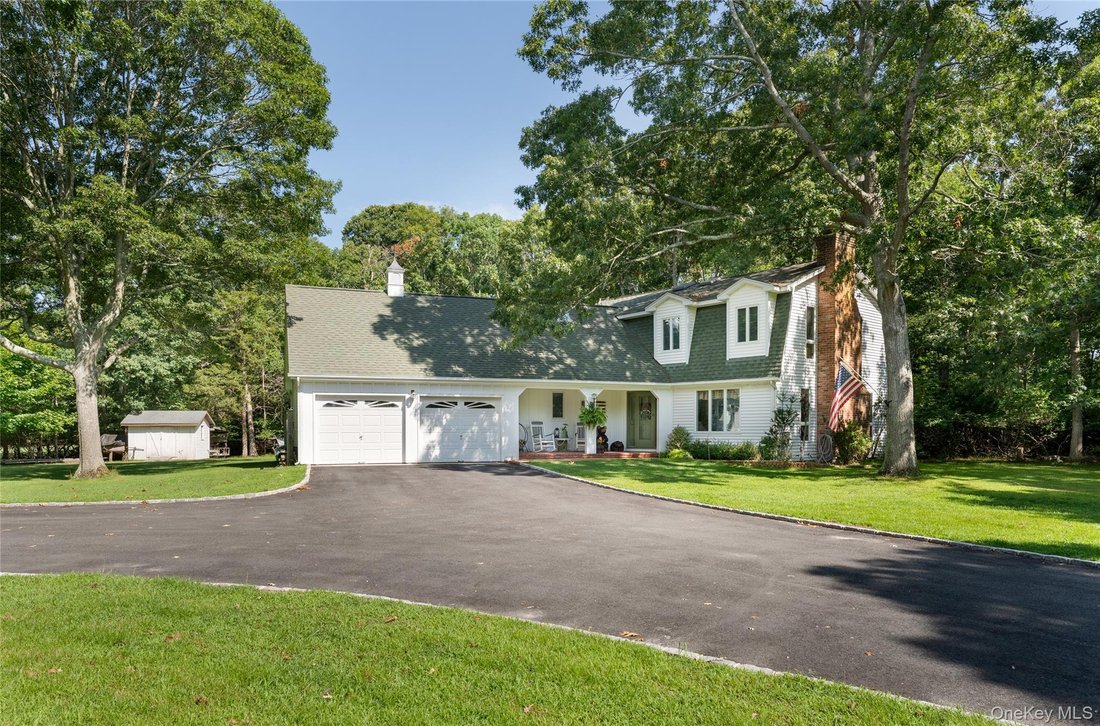 House in Hampton Bays, New York, United States 1 - 18687029